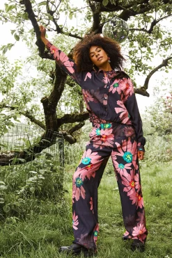 BLOUSE Big Blooming Pink